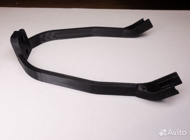 Поддержка заднего крыла черная электросамоката