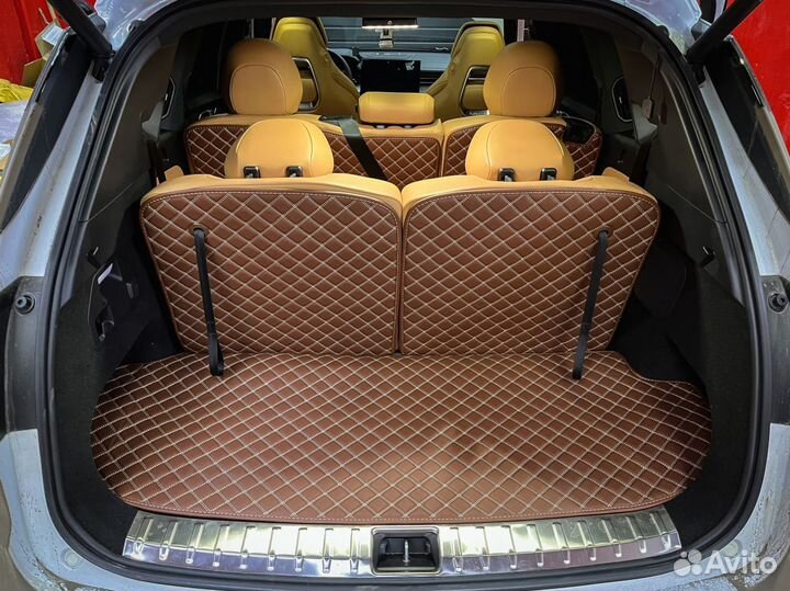 3D коврики в багажник Lynk Co 09 2024