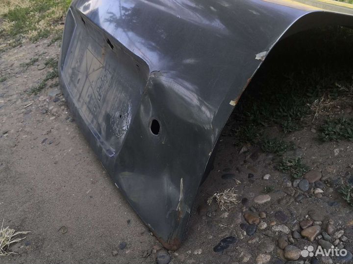 Крышка багажника приора