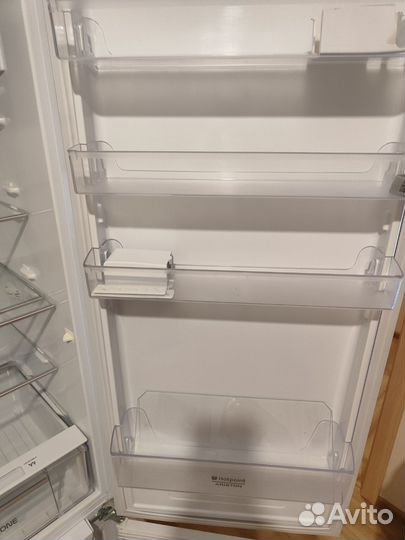 Встраиваемый холодильник hotpoint ariston