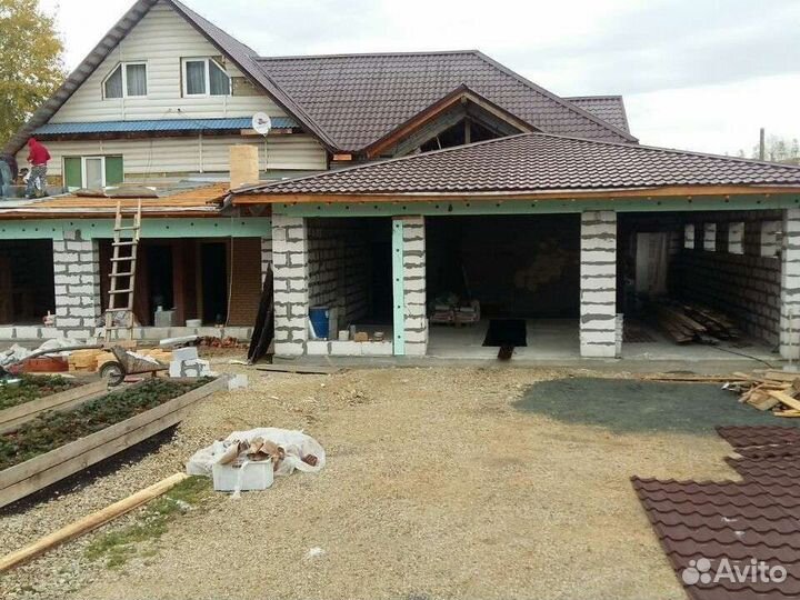 Бригада строителей