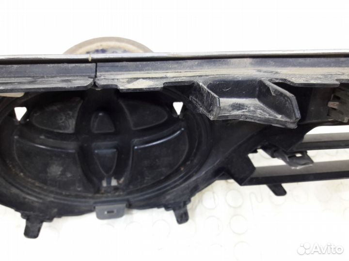 Решетка радиатора Toyota Corolla E180 2016-2019