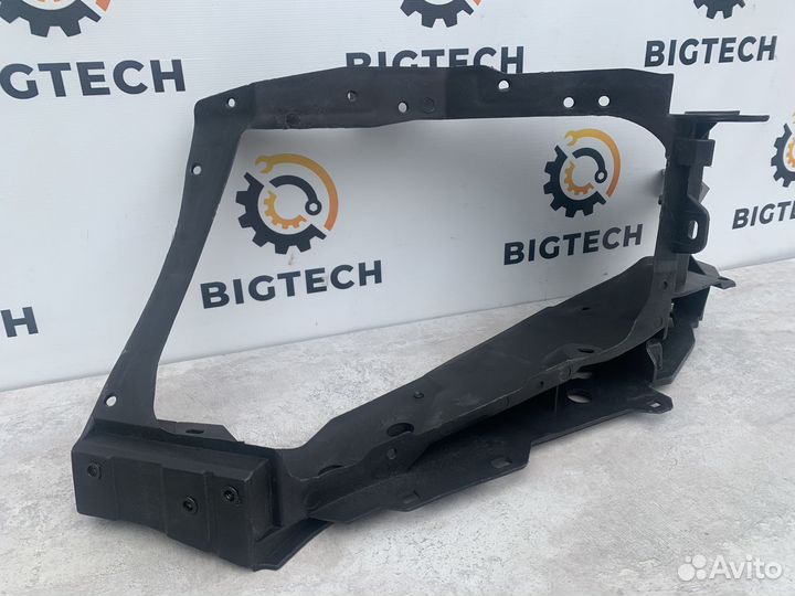 Рамка фары правая Mercedes W222 A2226200291