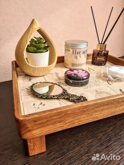 Столик-поднос