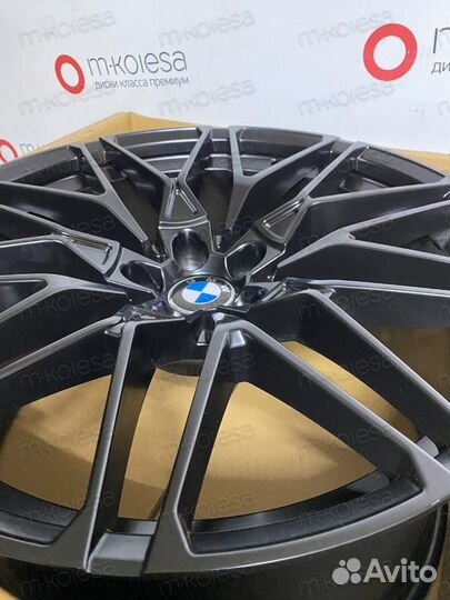 Диски BMW Х5 G05 G06 818 style R20