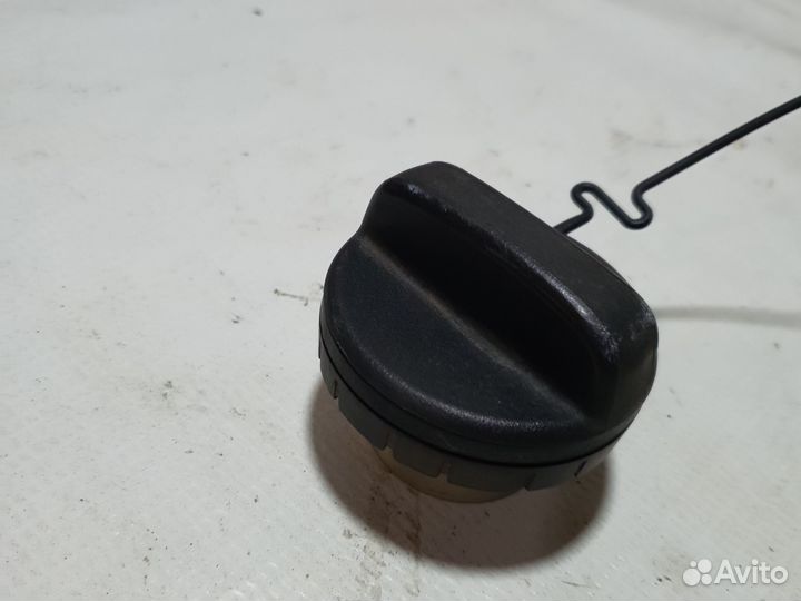 Пробка топливного бака Тойота Камри 50-55