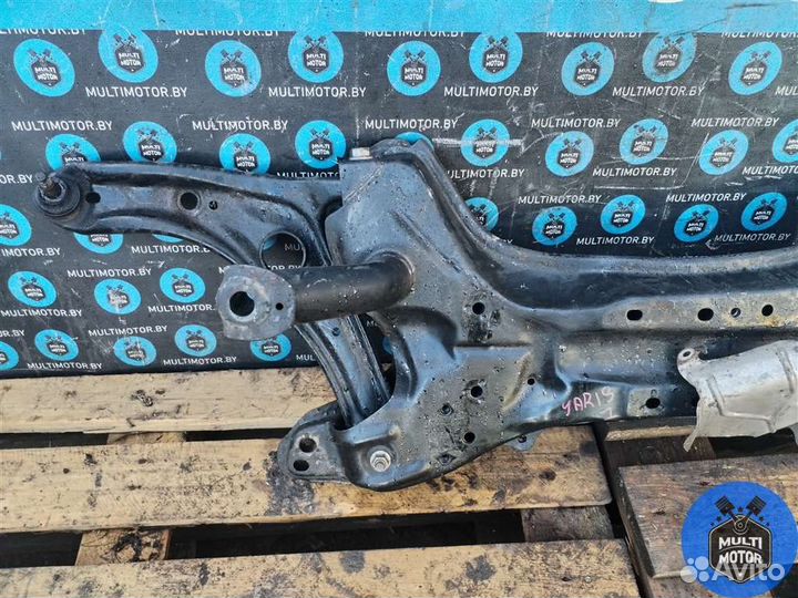 Балка подвески передняя toyota yaris I