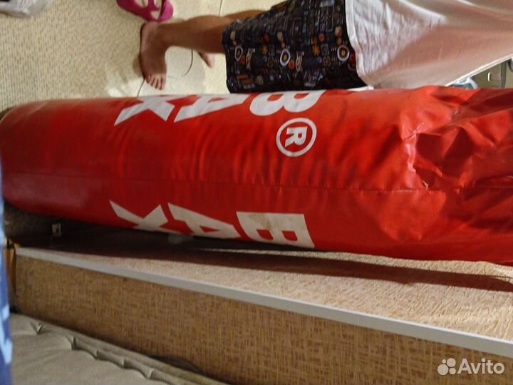 Продам боксёрскую грушу