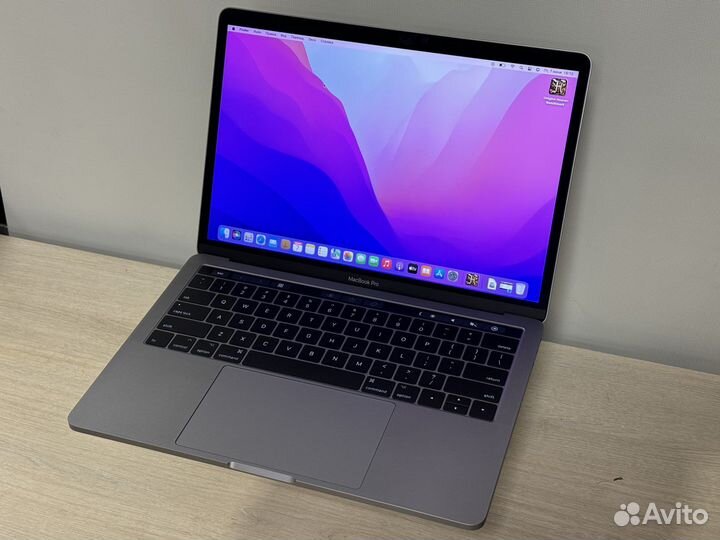 Ноутбук Apple MacBook Pro 13 2016 i5/8Gb/250Gb