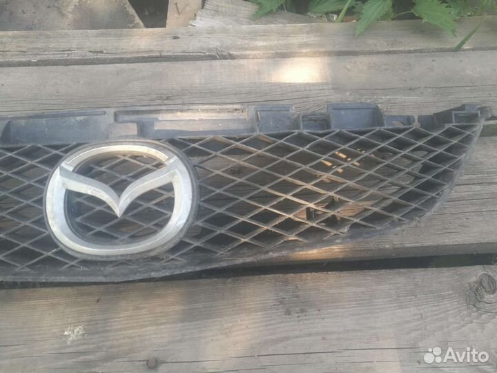 Решетка радиатора Mazda сх 7