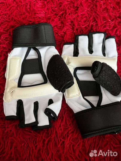 Перчатки для тхэквондо