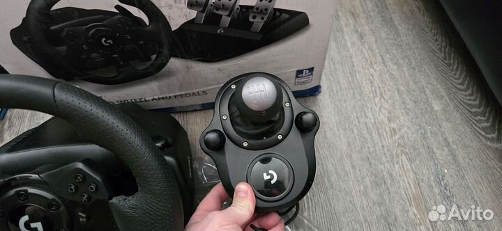 Игровой руль с педалями и коробкой передач