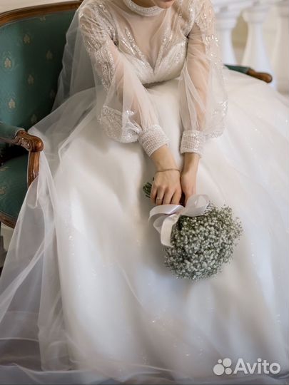 Свадебное платье