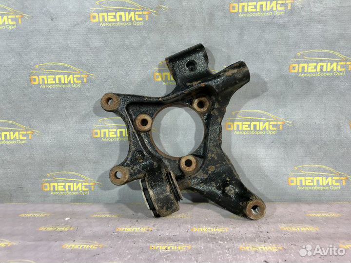 Кулак поворотный задний левый Opel Insignia A