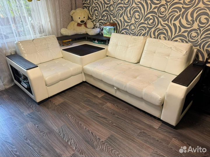 Угловой диван