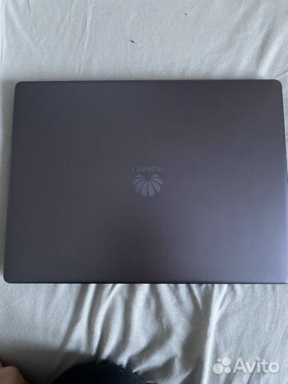 Huawei matebook 13