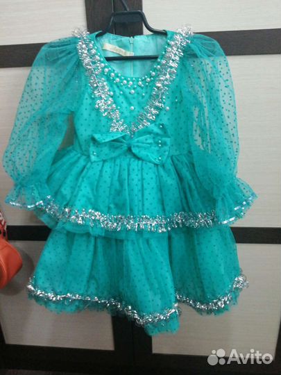 Нарядное платье для девочки