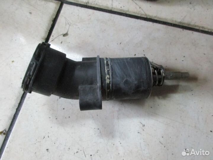 Термостат w204 C-class 271 kompressor