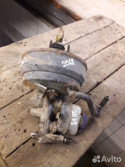 Вакуум в сборе - Nissan Almera N15