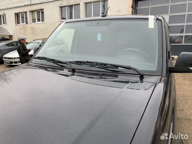 Лобовое стекло на УАЗ Патриот