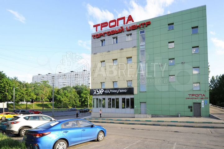 Торговая площадь-павильон при входе 64 м² Коньково