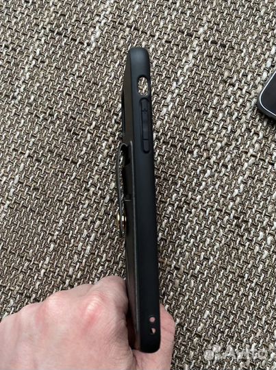 Чехол на iPhone 11