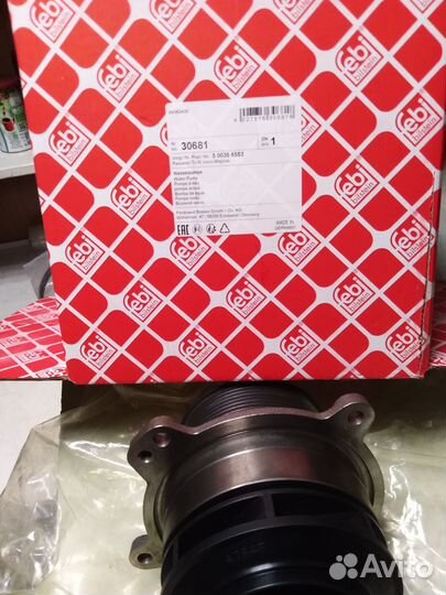 Водяная помпа ивеко траккер