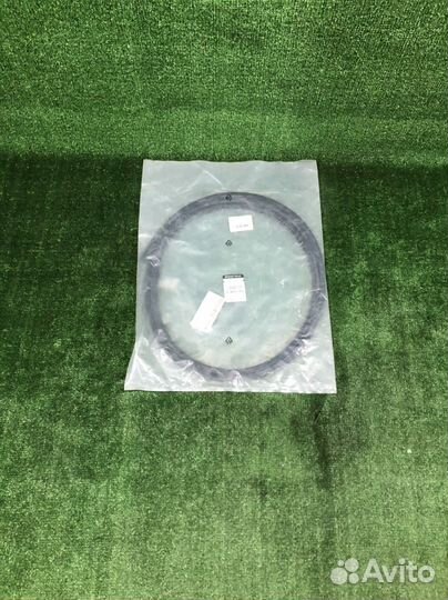 Молдинг лобового стекла Renault Kangoo2