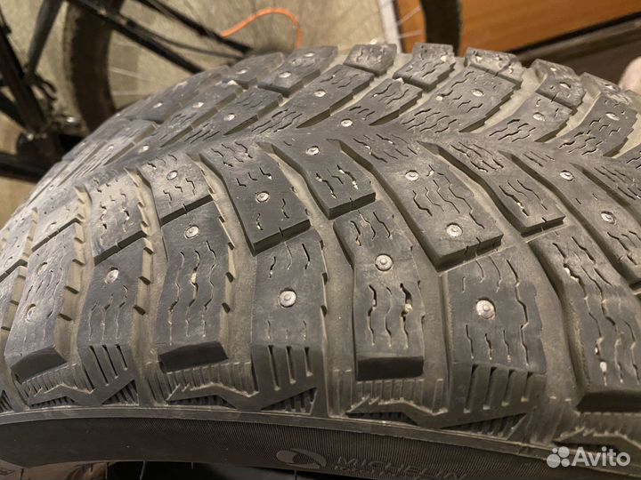 Michelin X-Ice North 4 195/65 R15 95T