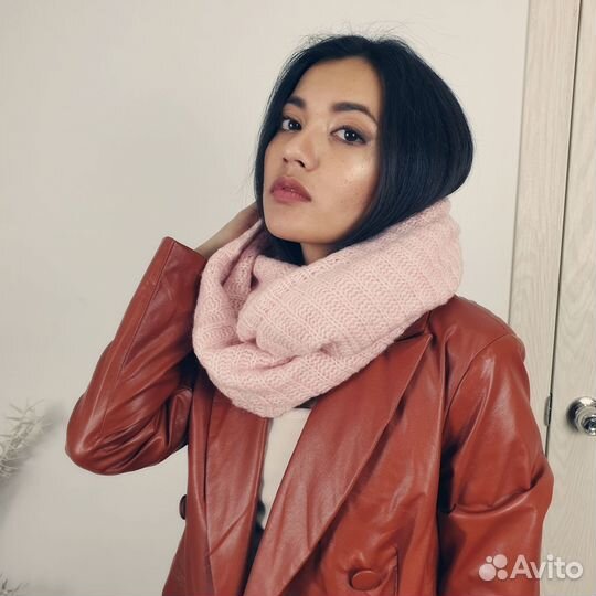 Нежный вязаный снуд Ostin