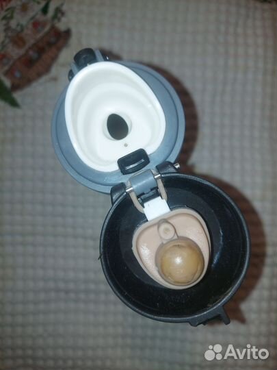 Маленький термос для кофе