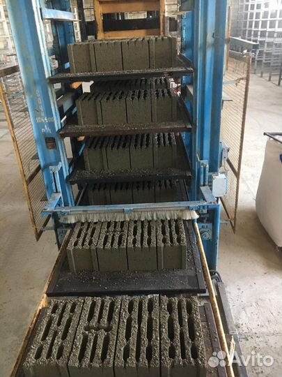 Блок стеновой