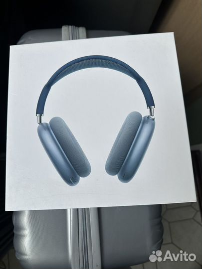 Коробка от airpods max