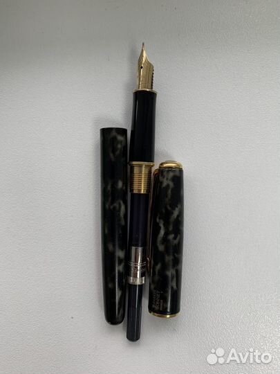 Перьевая ручка Parker Sonnet с золотым пером
