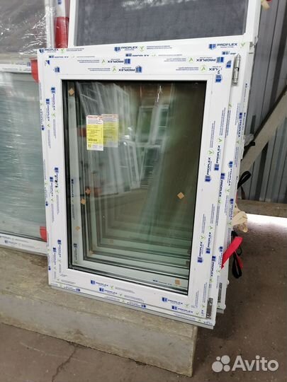 Окна 752х1001 мм пластиковые