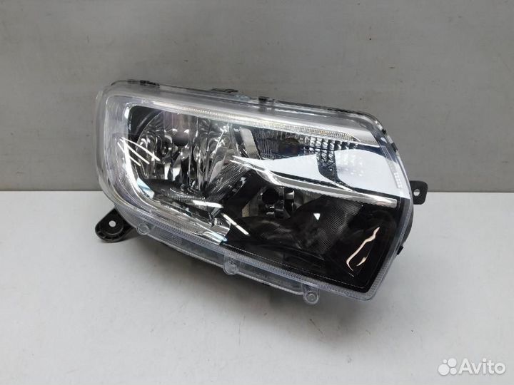 Фара правая Renault Logan/Logan Stepway