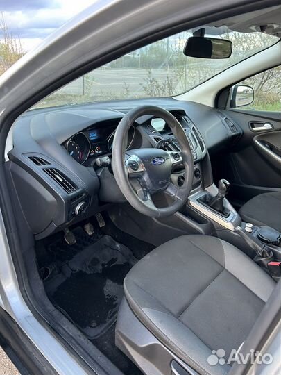 Ford Focus 1.6 МТ, 2012, 299 000 км