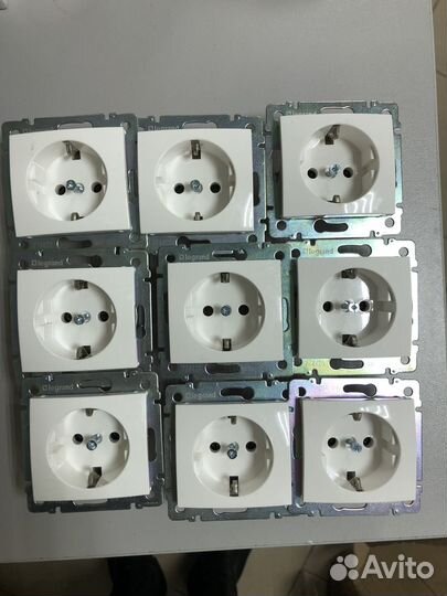 Розетки legrand