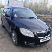 Skoda Fabia 1.6 AT, 2009, 210 000 км, с пробегом, цена 640 000 руб.