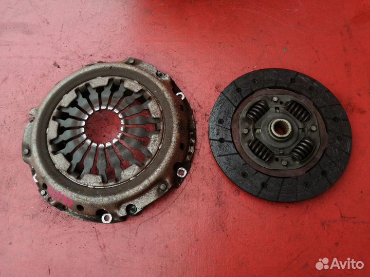 Корзина сцепления + диск Renault Megan 2 EM K4M812