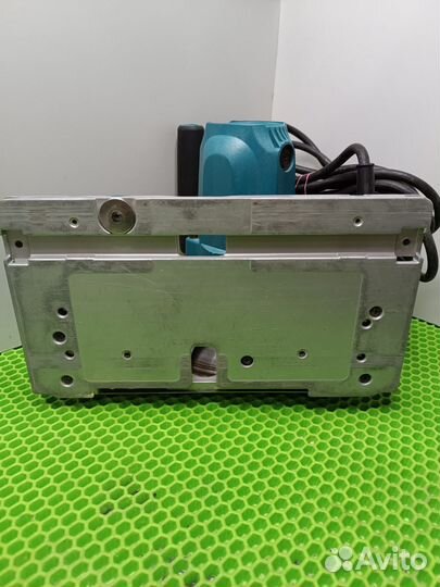 Погружая Пила Makita SP6000