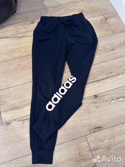 Спортивный костюм adidas