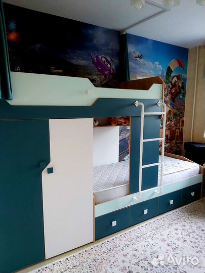 Двухъярусная кровать детская