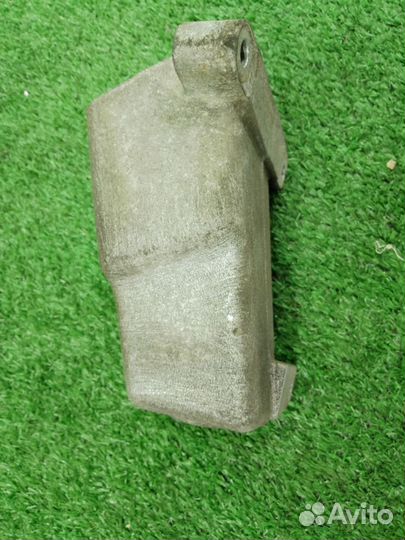 Резонатор воздушного фильтра Audi A4 8E 1.8t 3090