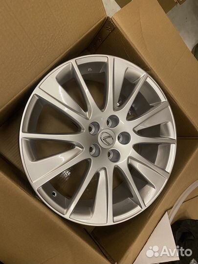 Диски Lexus toyota R19