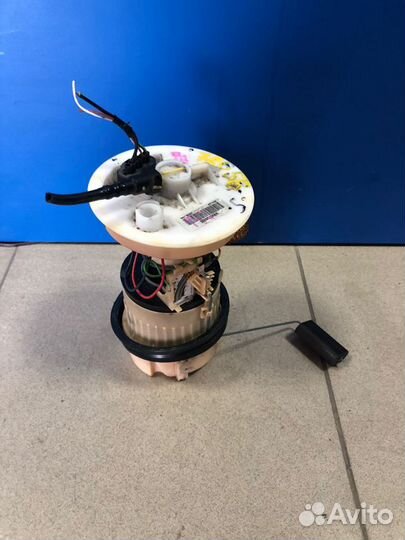 Бензонасос Mazda 3 BK LF17 2008