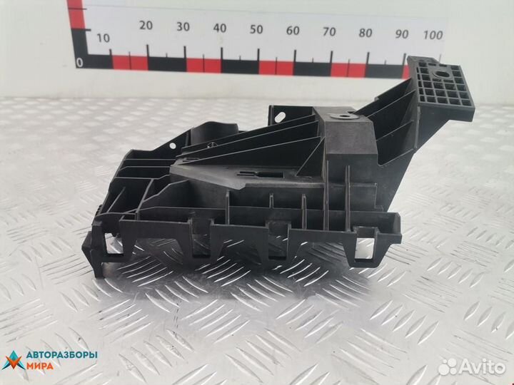 Блок предохранителей Ford Fusion 2018 HG9Z14A068-A