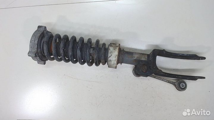 Амортизатор подвески Volkswagen Touareg, 2003