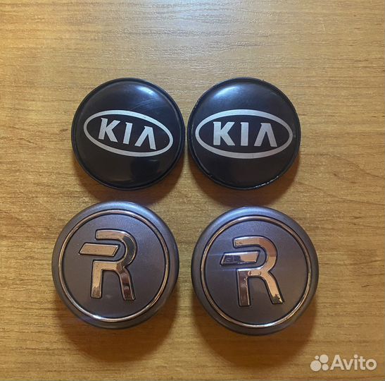 Продам оригинальные колпачки Kia