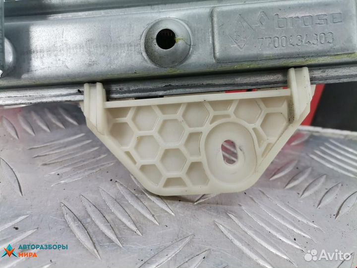 Стеклоподъемник Renault Clio 2 2001 7700434303